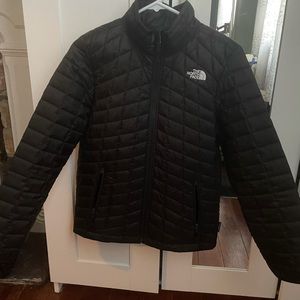 North face black puffer jacket